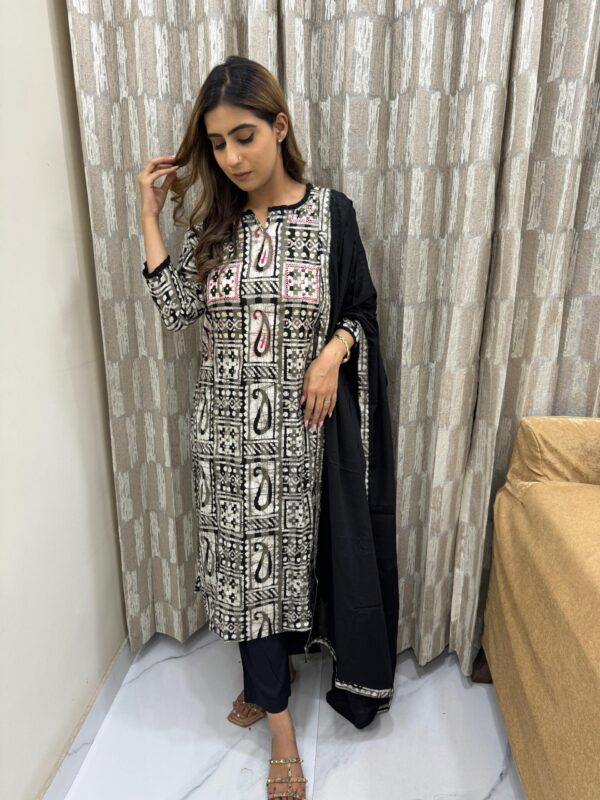 black ambi elegance set