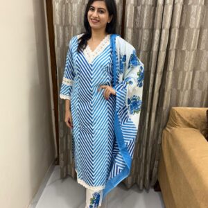Phool Lehriya Suit Set - Image 4